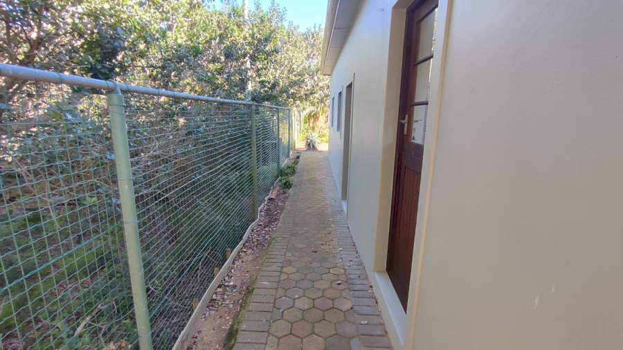 2 Bedroom Property for Sale in Stilbaai Wes Western Cape